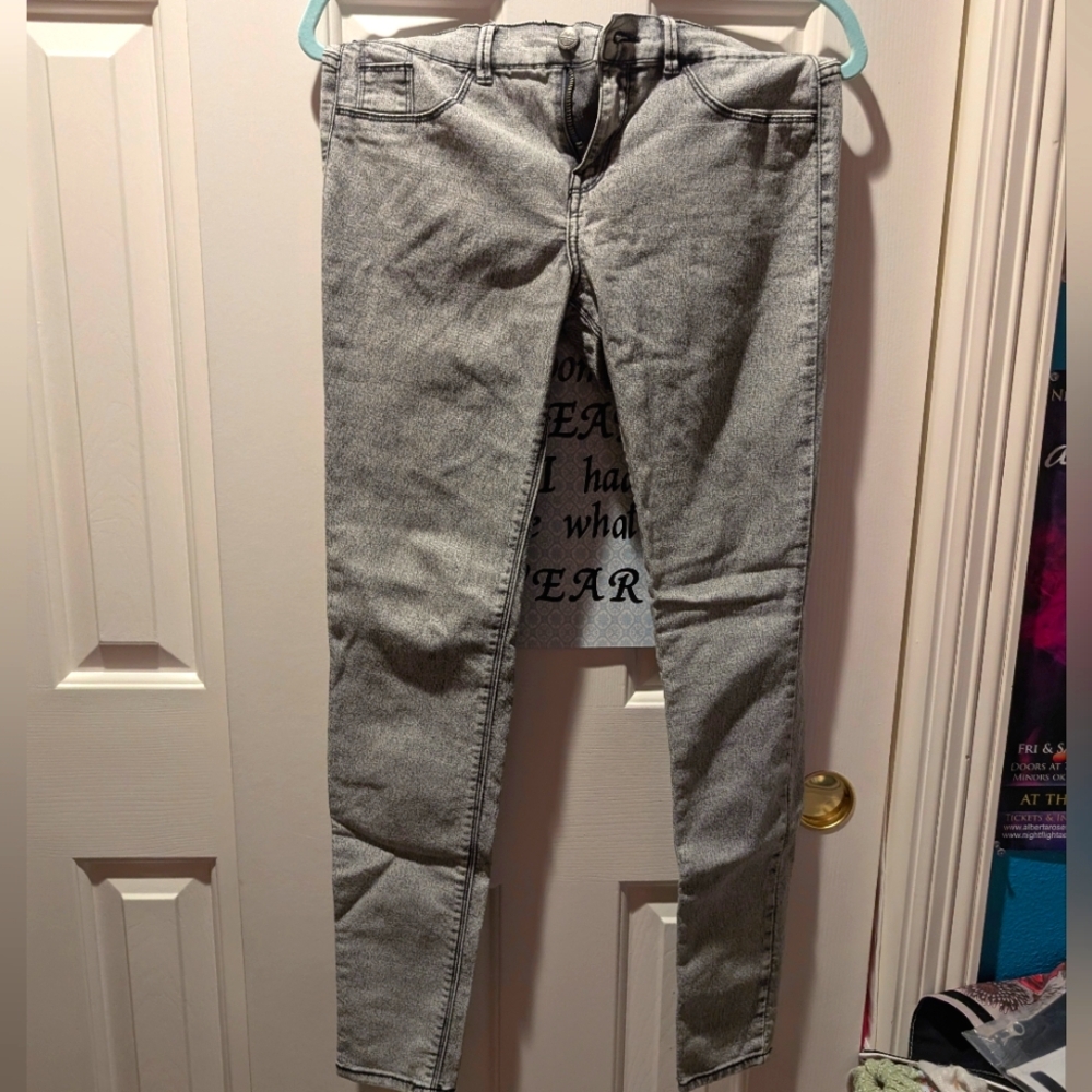 Zara Women's Light Gray Skinny Jeans